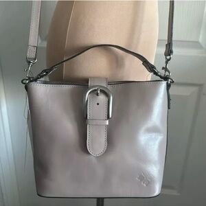Patricia Nash Irving Bucket Crossbody Bag Disstress Vintage Leather Stone Grey